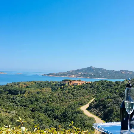 Villa Quiete A *